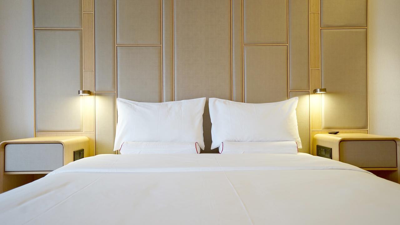 Ji Hotel Shenzhen Shennan Avenue Huaqiang Exterior photo