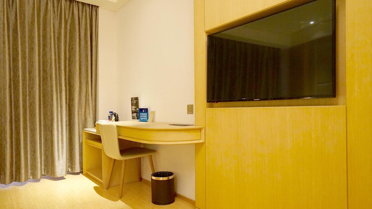 Ji Hotel Shenzhen Shennan Avenue Huaqiang Exterior photo