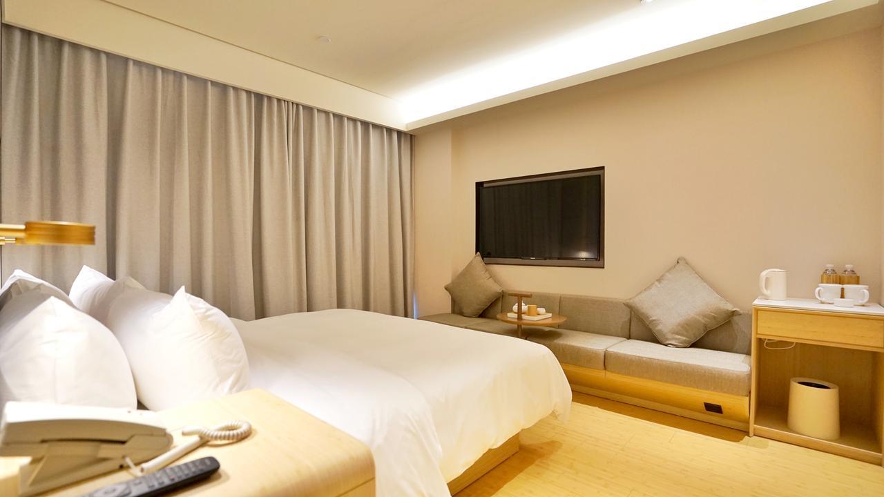 Ji Hotel Shenzhen Shennan Avenue Huaqiang Exterior photo